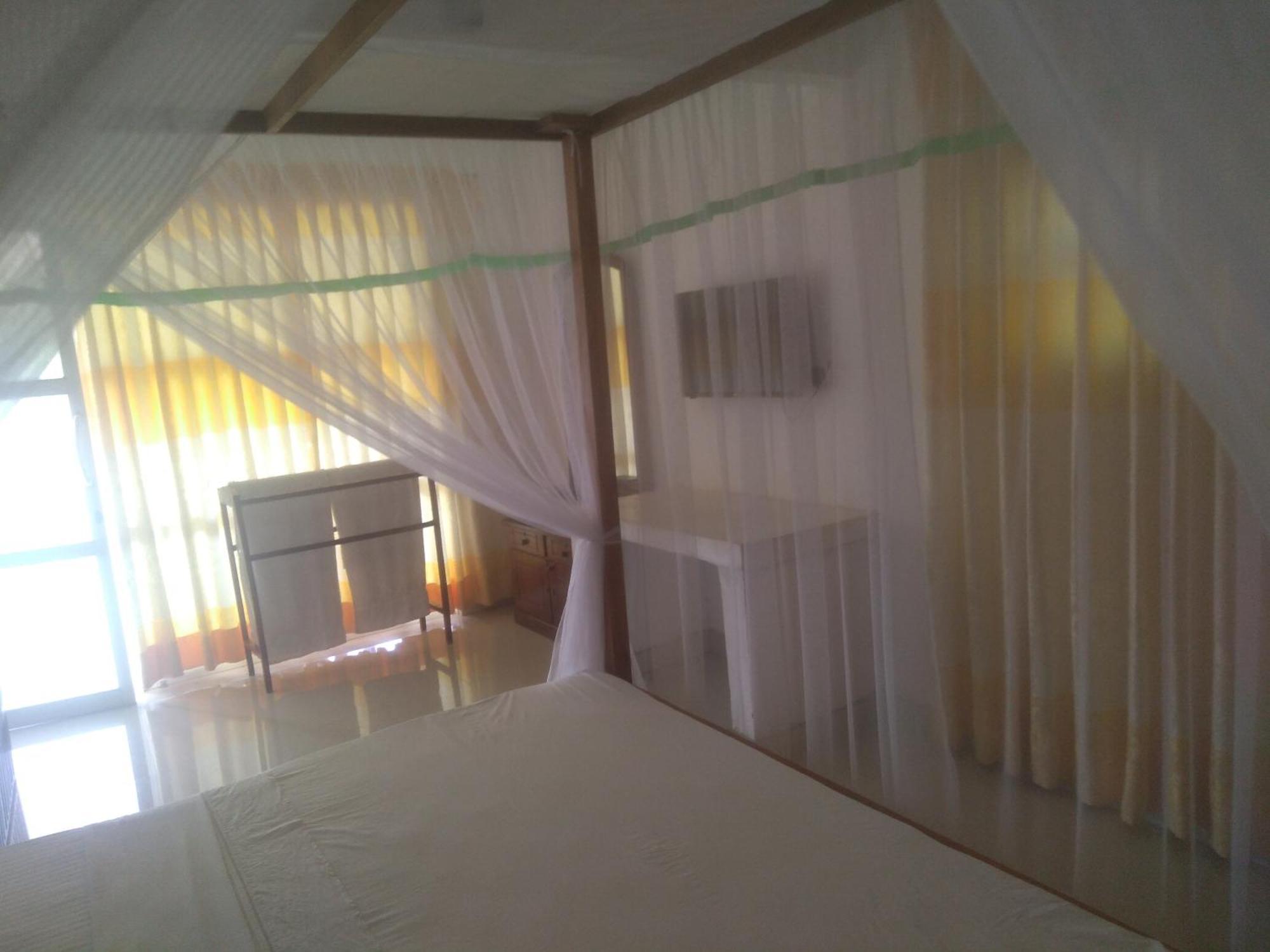 Sinharaja Hostel 114 Денияйя Номер фото