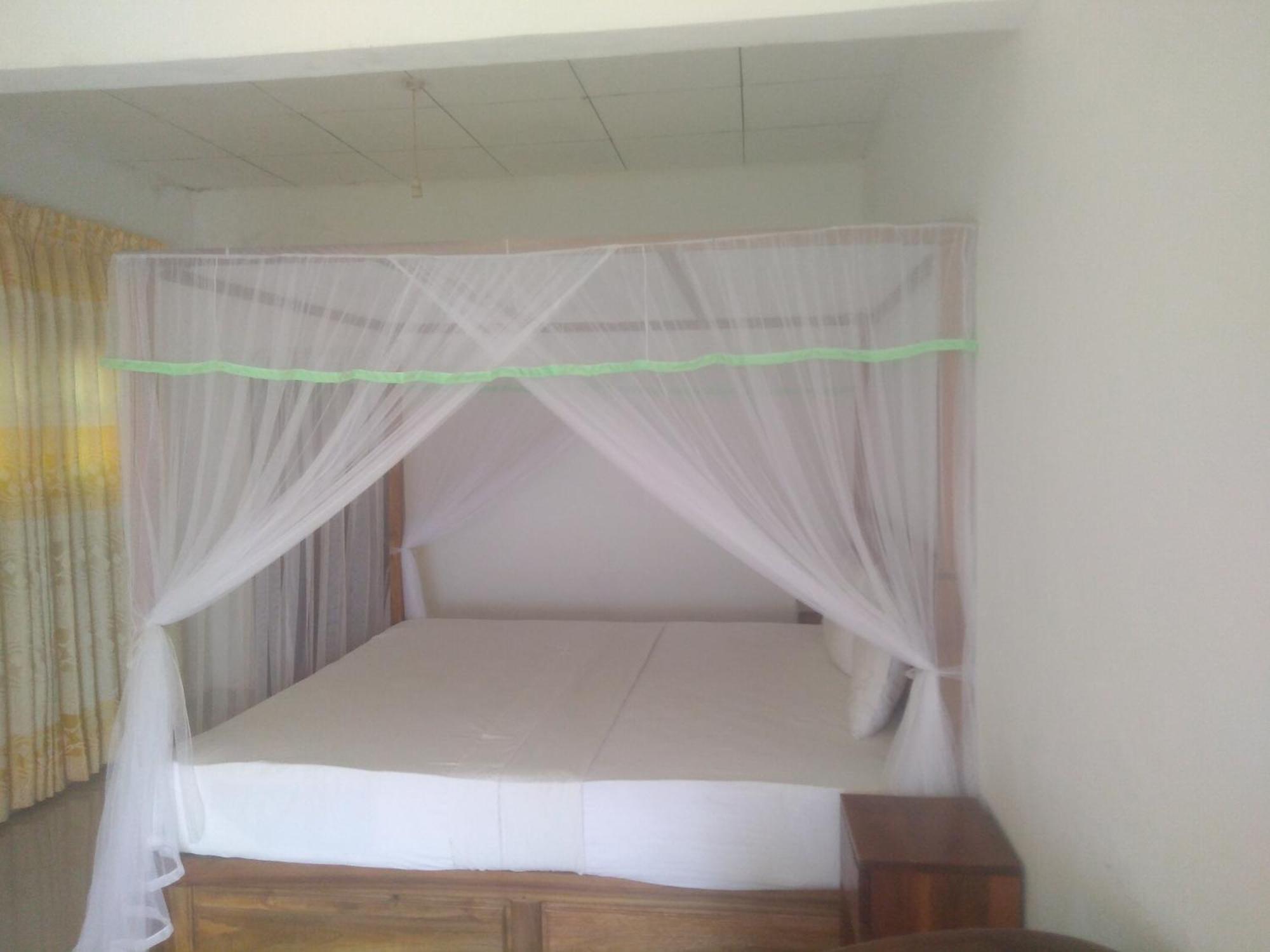 Sinharaja Hostel 114 Денияйя Номер фото